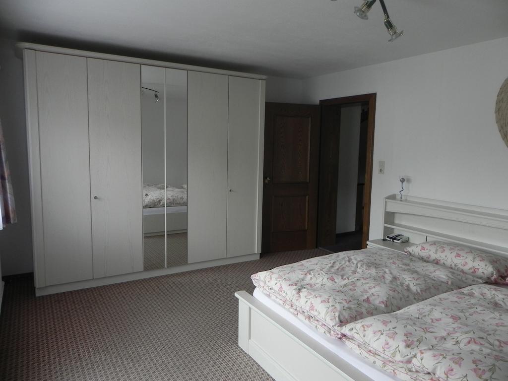 Ferienwohnung Schautzgy 로이테 객실 사진