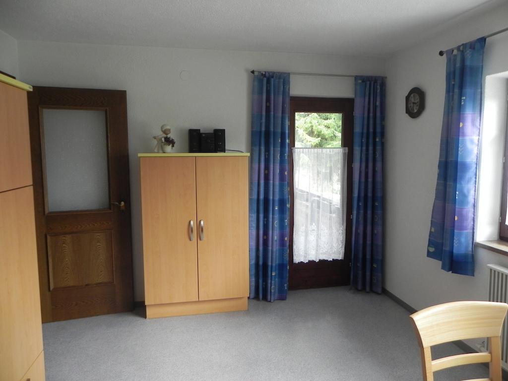 Ferienwohnung Schautzgy 로이테 객실 사진