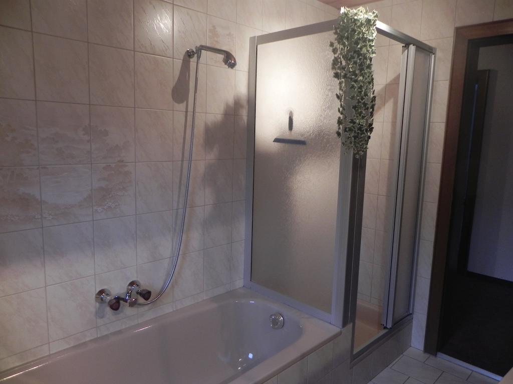 Ferienwohnung Schautzgy 로이테 객실 사진
